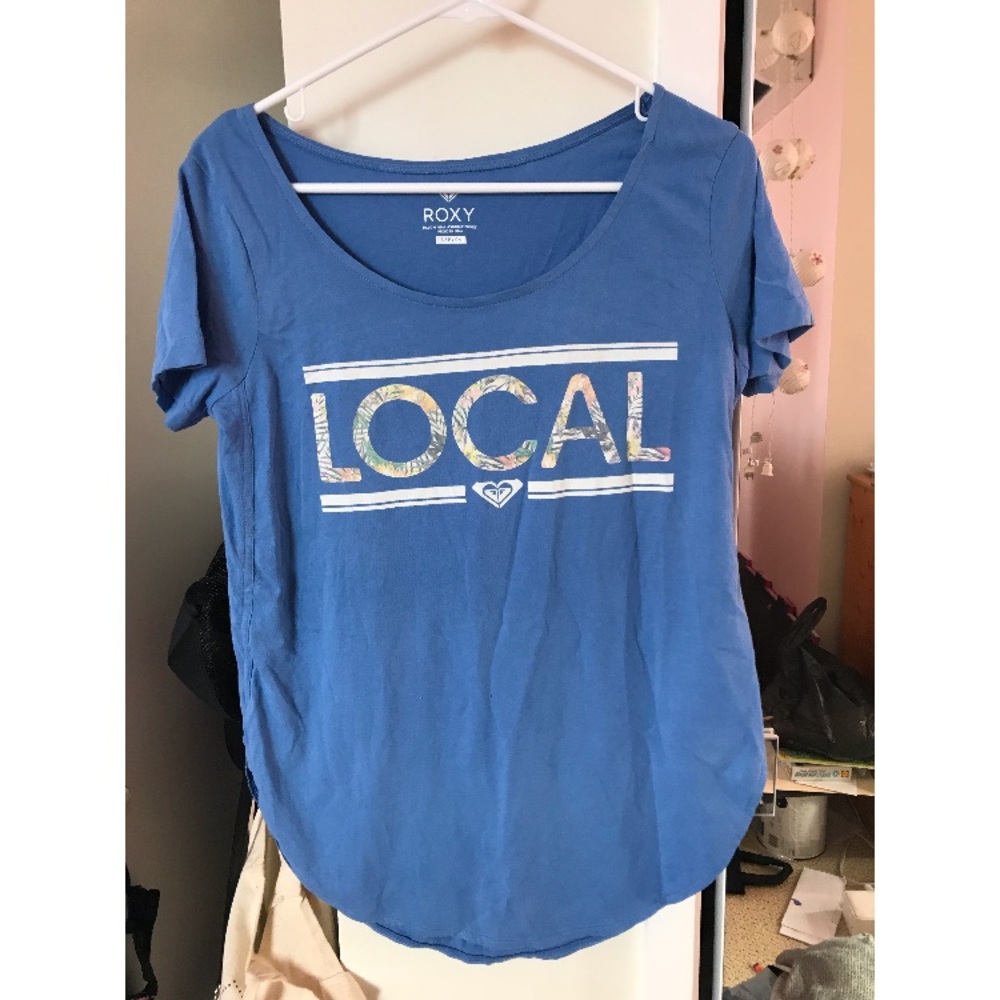 NWT Roxy “Local” Graphic Tee